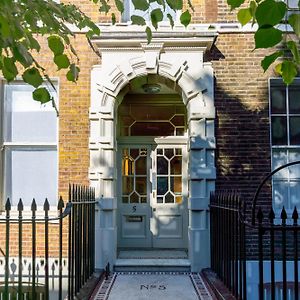 5 Doughty Street - Urban Apartments